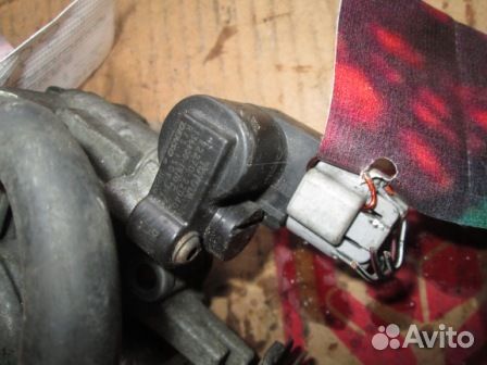 Датчик холостого хода Toyota Avensis 2003