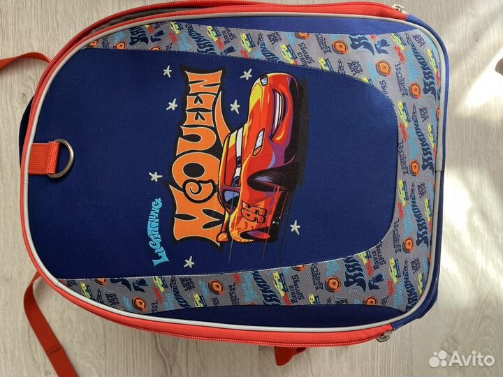 Школьный рюкзак