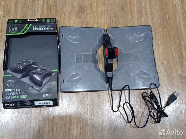 Зарядное устройство для джойстиков Xbox 360