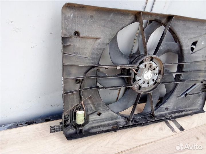 Вентилятор радиатора от Opel Astra J 2010