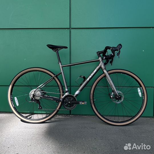 Гравийный велосипед Fuji Jari 2.5