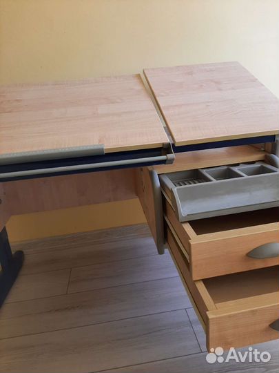 Детская парта-трансформер Дэми