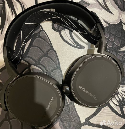 Игровые беспроводные наушники SteelSeries Arctis 9