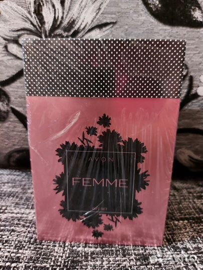 Подарочный набор avon