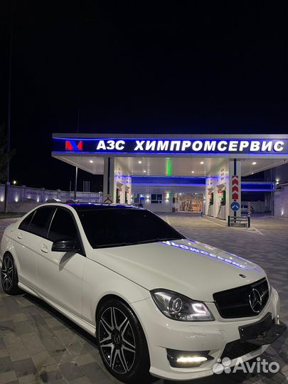Mercedes-Benz C-класс 1.8 AT, 2011, 290 000 км
