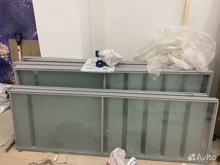 Перегородки алюминевые стекло