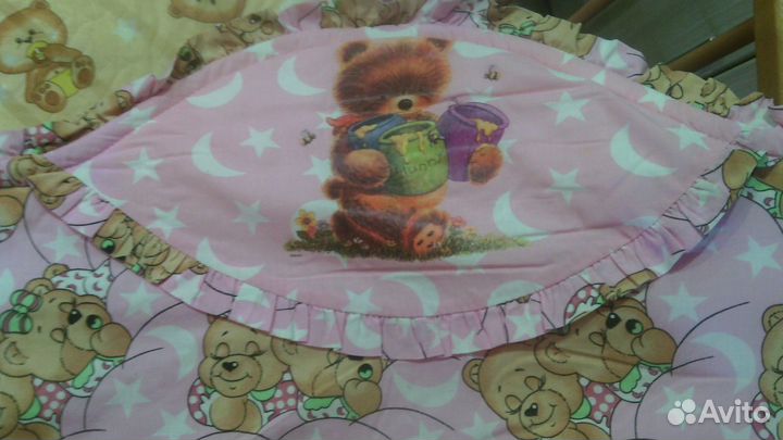 Кроватка(балдахин, матрац, бортик, кранштейн)