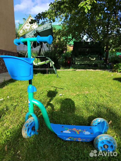 Самокат детский трехколесный
