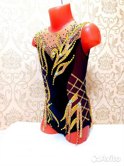 Купальник для художественной гимнастики