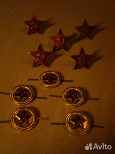 Запонки, значки