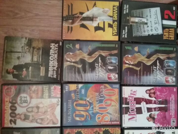 Видеокассеты и диски