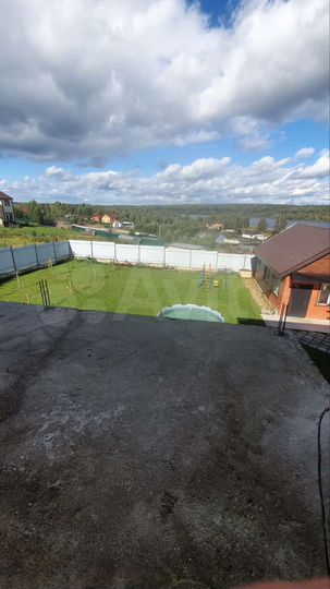 Дом 290 м² на участке 15 сот.