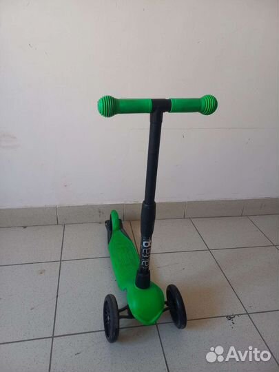 Самокат трёхколёсный детский