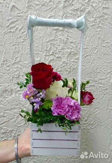 Корзинка с цветами