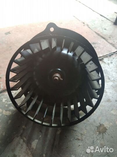 Моторчик печки Газ-24