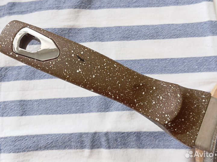 Сковорода для индукционной плиты 28см