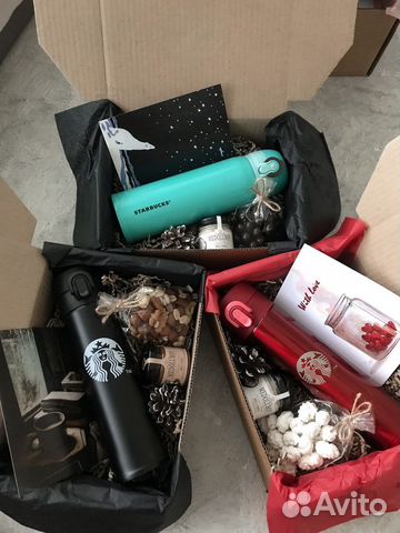 Набор с термосом Starbucks