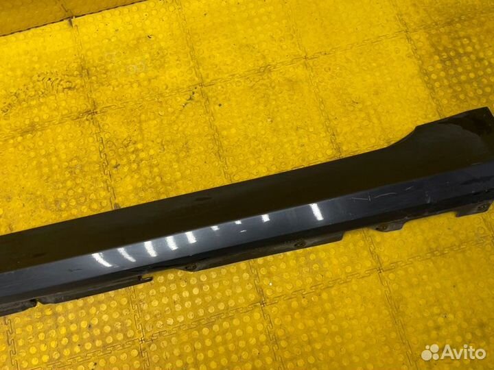 Б/У Накладка порога Состояние на фото, оригиналnnУ