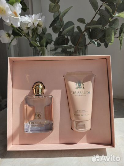 Туалетная вода Trussardi Delicate Rose 50мл