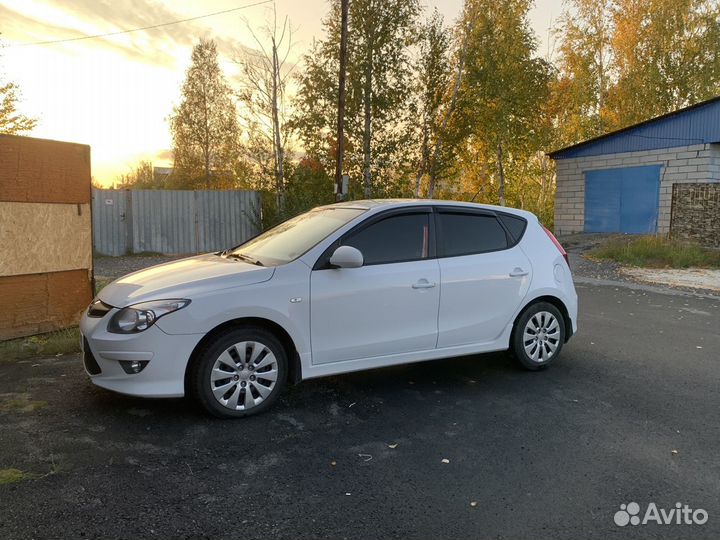 Hyundai i30 1.6 AT, 2010, 204 000 км