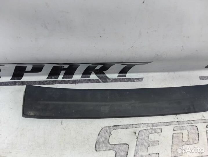 Накладка на рамку радиатора Audi A4 B8 2007—2012