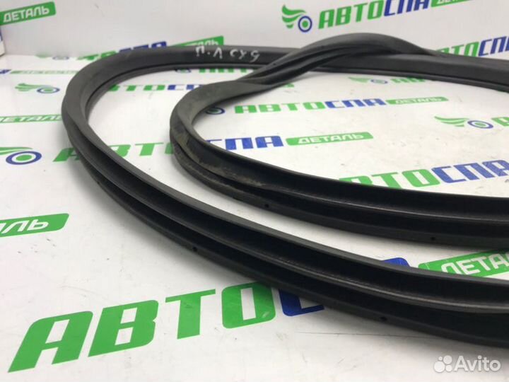 Уплотнитель кузова двери передний Mazda Cx-9