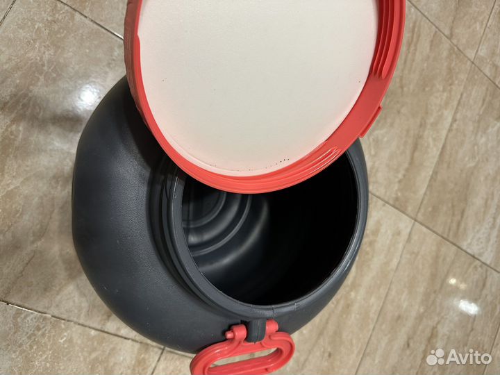 Канистра-бочка