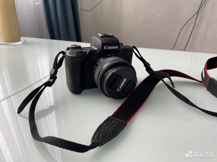 Фотоаппарат Canon EOS M50 Mark II комплект