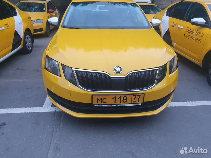 Оклейка автомобиля пленкой под такси,гост,бренд