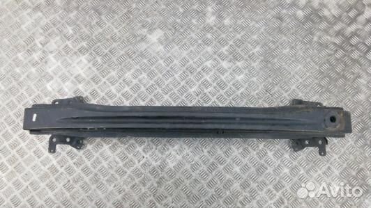 Усилитель бампера передний (кронштейн) volkswagen