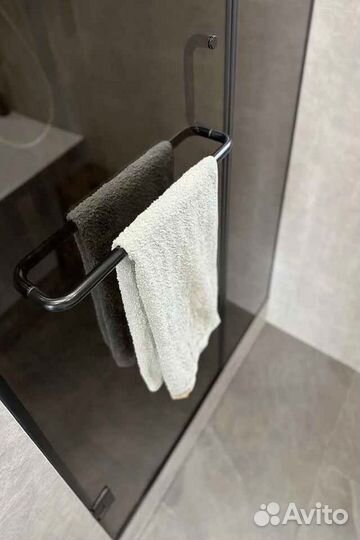 Стеклянное ограждение в душ