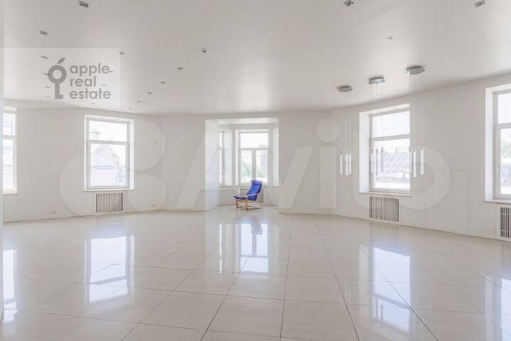 5-к. квартира, 318 м², 4/4 эт.