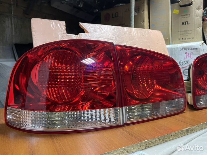 Задние фонари Volkswagen Touareg GP