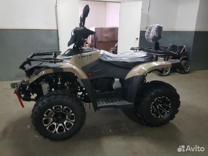 Квадроцикл Linhai-Yamaha (Ямаха) D300 витринный