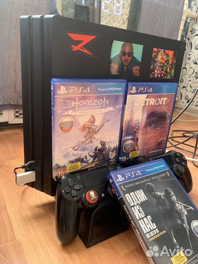 Игровая приставка ps4 pro 1tb