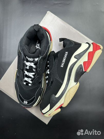 Кроссовки Balenciaga Triple S