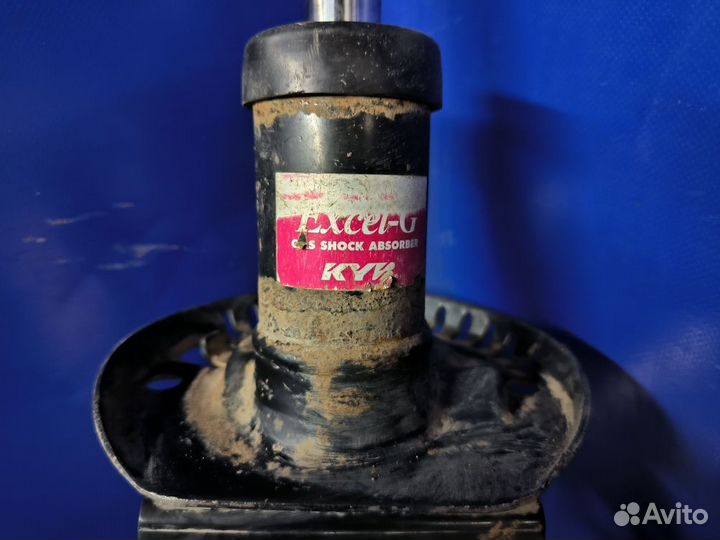 Амортизатор передний Volkswagen Polo V