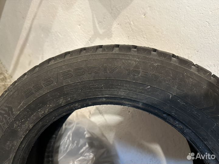 Nokian Tyres Hakkapeliitta 8 SUV 235/55 R17