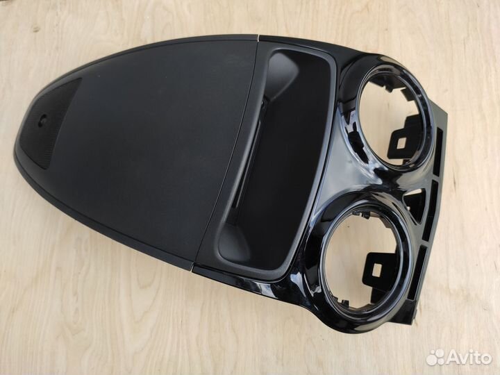 Накладка центральной консоли на Opel Corsa D