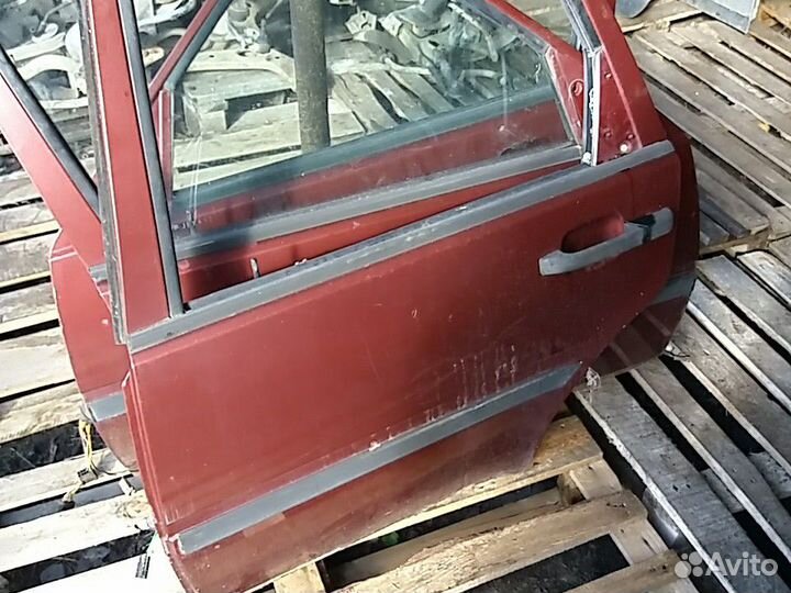 Двери на Volvo 440, 1991