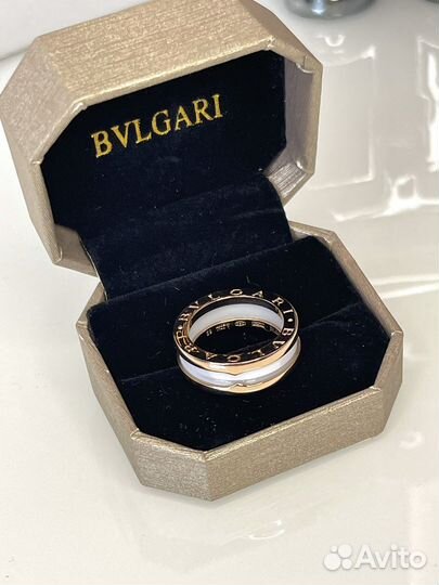 Кольцо Bvlgari B.Zero1