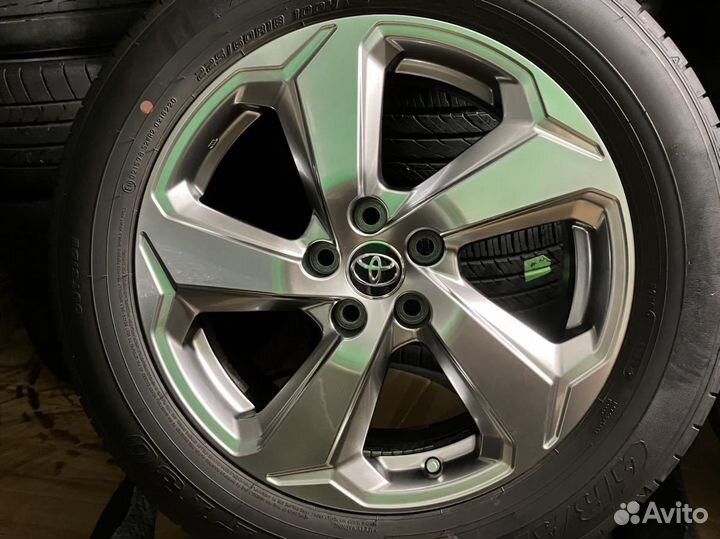 Оригинальные Toyota Rav-4