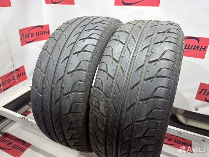 Sebring Sporty 401 225/50 R17