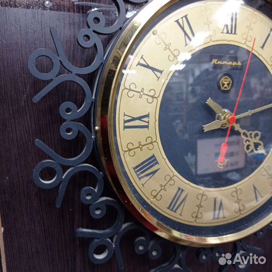 Часы настенные Янтарь СССР (сзр)