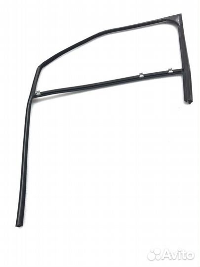 Уплотнитель двери передний правый Land Rover Range