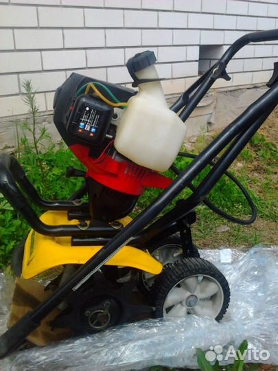 Культиватор бензиновый Yard-Man 1110