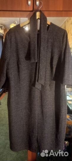 Платье с кушаком