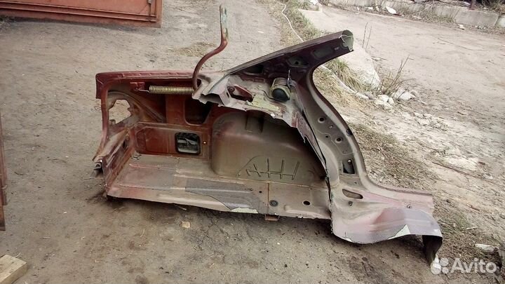 Крыло заднее левое Иран Кходро Саманд