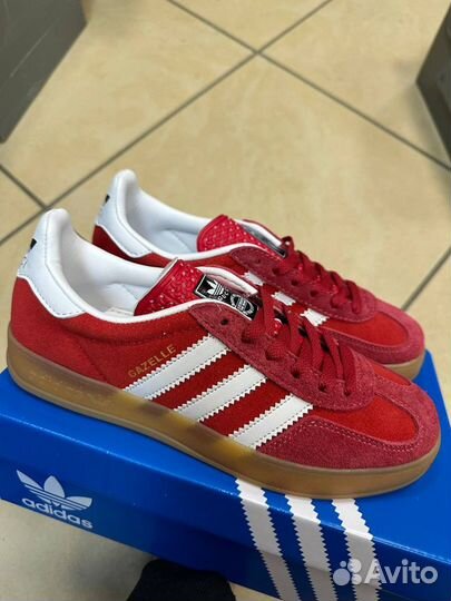 Adidas Gazelle indoor red