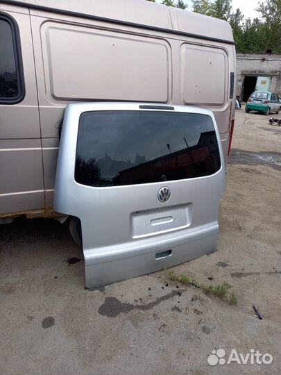 Крышка (дверь) багажника Volkswagen Multivan T5
